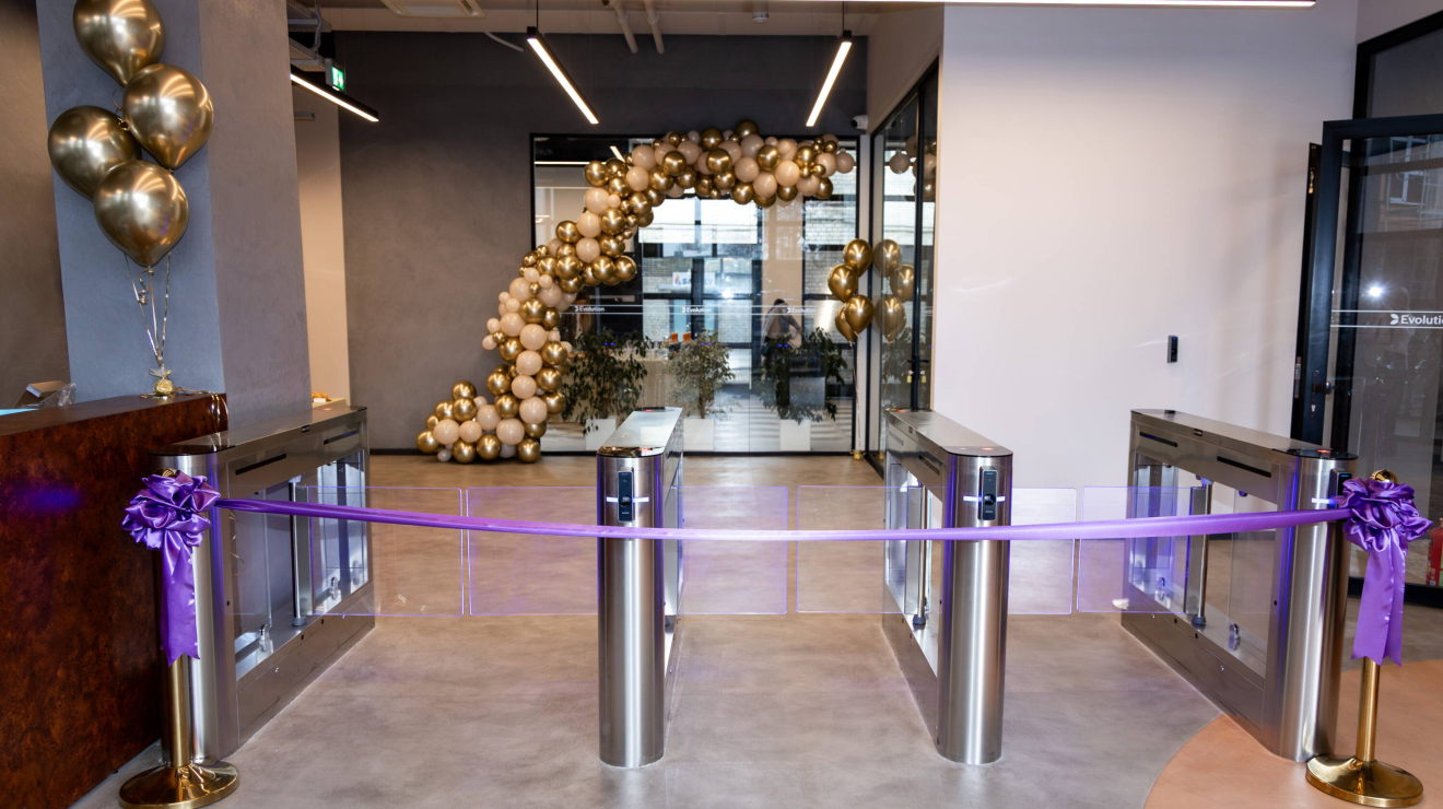 Grizindarzs Evolution Biroja Atklasana 04