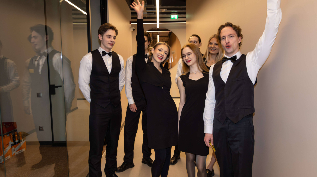 Grizindarzs Evolution Biroja Atklasana 05