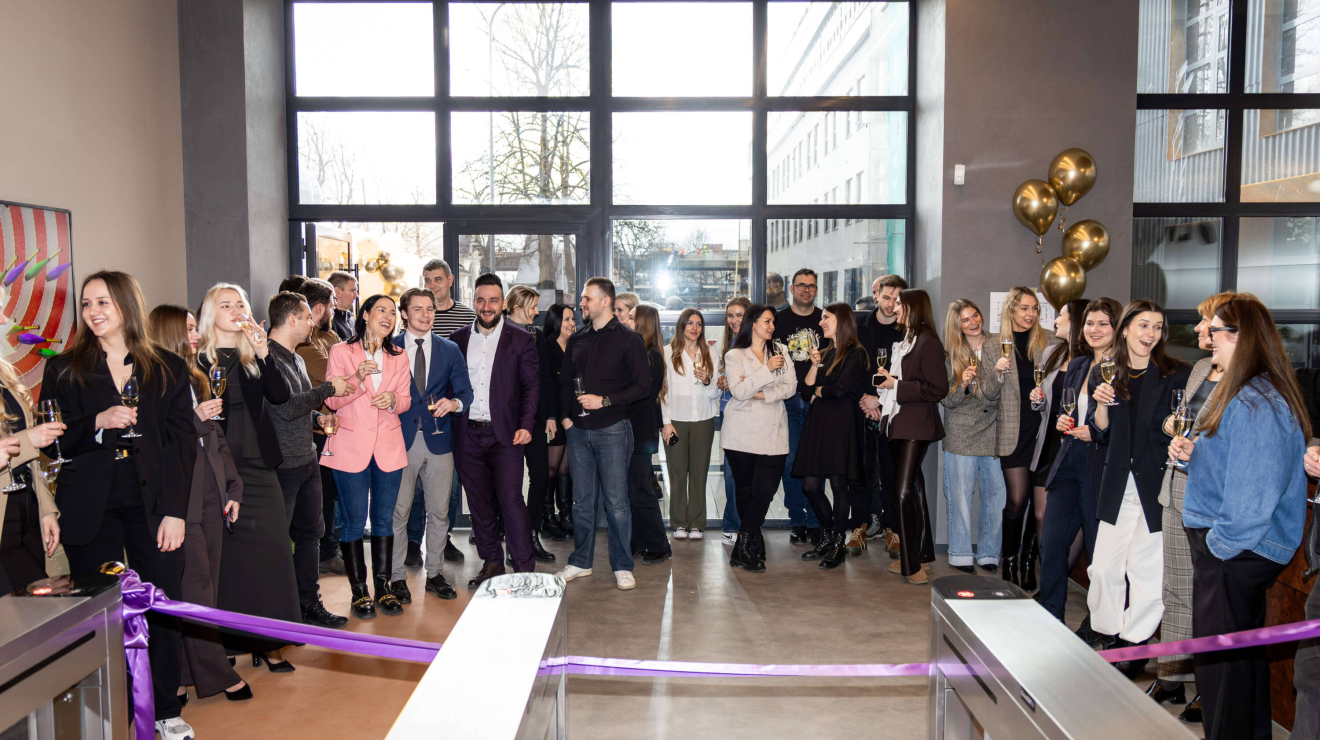 Grizindarzs Evolution Biroja Atklasana 08