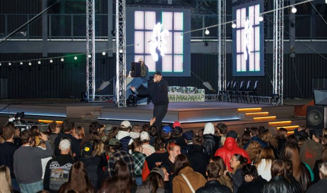 “Grīziņdārzā” aizvadīts ilgtspējīgas modes un radošo industriju festivāls “Bourzma Boutique”